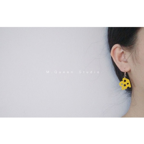 Dora Boutique Jewelry - Last pair!! 🍃Handmade Cheese Drop Earrings